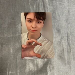 VERNON PHOTOCARD